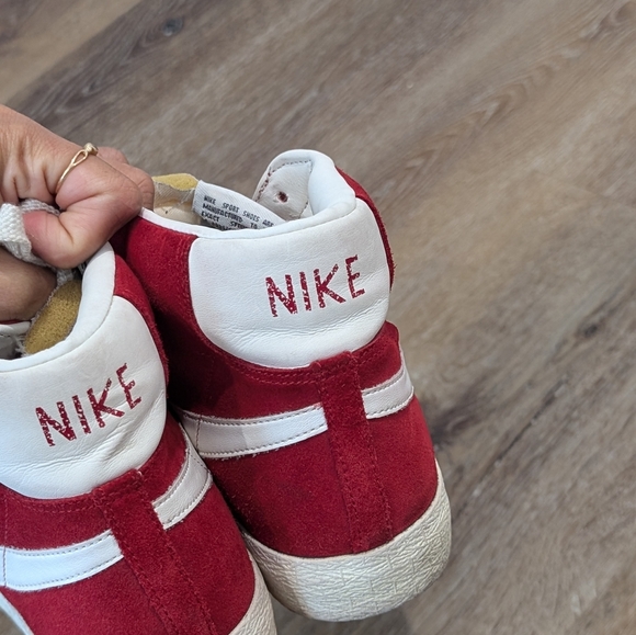 Nike Blazer High Suede Varsity Red Trainers Mens Size 8.5 (344344-611) Pre-Owned main image 7